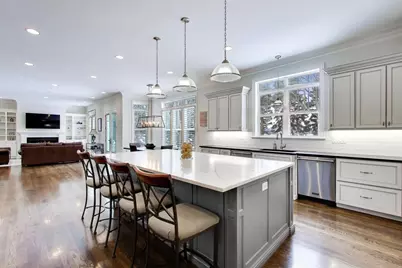 2403 Old Glenview Road, Wilmette, IL 60091 - Photo 5