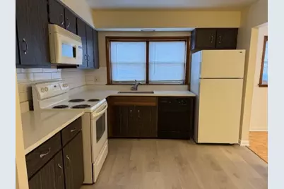 [Address not provided], Skokie, IL 60077 - Photo 7