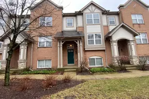 1105 N Claremont Dr, Palatine, IL 60074 - Photo 1