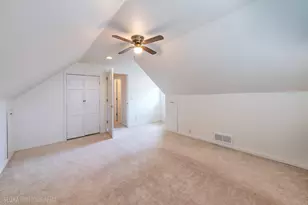 508 Crest Dr, Cary, IL 60013 - Photo 17