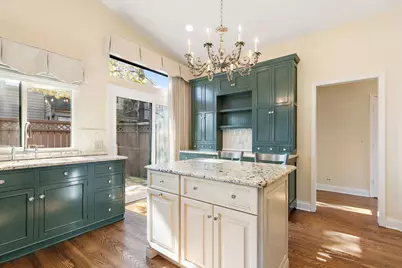 709 Woodbridge Court #709, Lake Barrington, IL 60010 - Photo 7