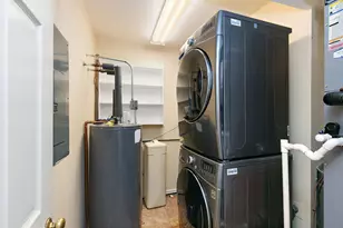 709 Woodbridge Ct, Lake Barrington, IL 60010 - Photo 25