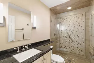 709 Woodbridge Ct, Lake Barrington, IL 60010 - Photo 19