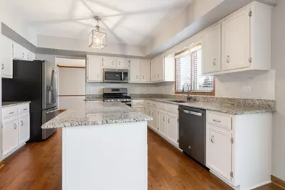 303 Westwood Drive, Shorewood, IL 60404 - Photo 11