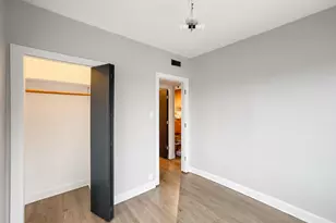 2617 W Rascher Ave, Chicago, IL 60625 - Photo 7