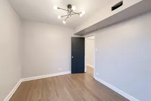 2617 W Rascher Ave, Chicago, IL 60625 - Photo 17