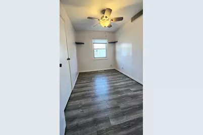 1702 Oak Grove Avenue, Sterling, IL 61081 - Photo 21