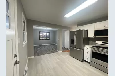 321 Janet Avenue, Darien, IL 60561 - Photo 7