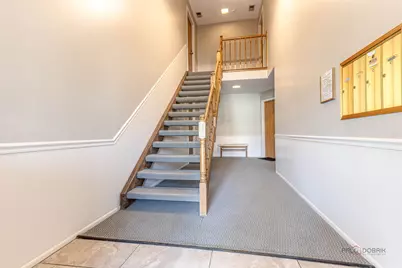 203 Blossom Court #203, Buffalo Grove, IL 60089 - Photo 3