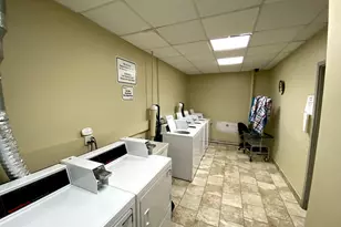 839 W Sheridan Rd, Chicago, IL 60613 - Photo 11