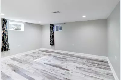 2055 Walnut Circle, Northbrook, IL 60062 - Photo 31