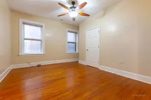 6819 S Ridgeland Ave S, Chicago, IL 60649 - Photo 11