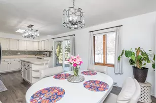 4232 Kenwood Ave, Gurnee, IL 60031 - Photo 13