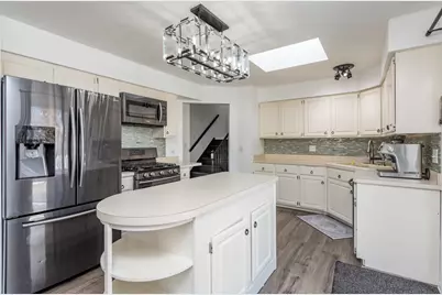 4232 Kenwood Avenue, Gurnee, IL 60031 - Photo 7