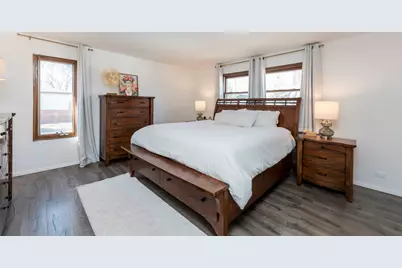 4232 Kenwood Avenue, Gurnee, IL 60031 - Photo 17