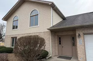 2634 Crescenzo Dr, Joliet, IL 60436 - Photo 1