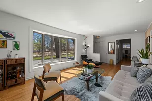 11590 W Elmwood Pl, Deerfield, IL 60015 - Photo 7