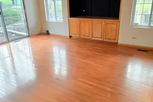 308 Windsor Ct, South Elgin, IL 60177 - Photo 5