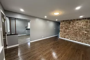 7616 S Lorel Ave, Burbank, IL 60459 - Photo 5