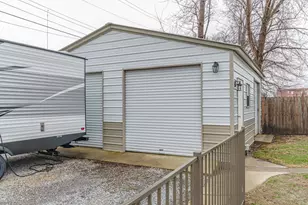 433 E Main St, Salem, IL 62881 - Photo 47