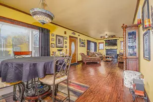 433 E Main St, Salem, IL 62881 - Photo 11