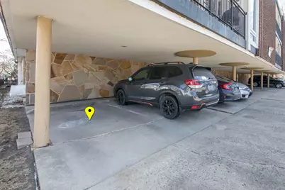 6121 W Higgins Avenue #C2, Chicago, IL 60630 - Photo 19