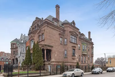3736 S Michigan Avenue, Chicago, IL 60653 - Photo 1