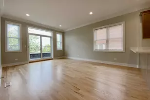 5667 W Higgins Ave, Chicago, IL 60630 - Photo 3