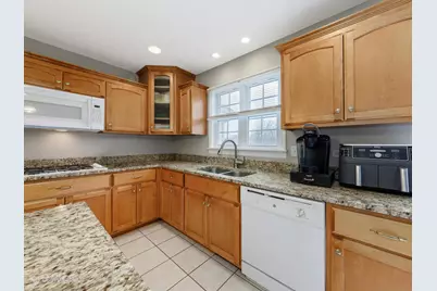 22927 Cottage Grove Avenue, Steger, IL 60475 - Photo 5