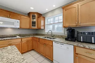 22927 Cottage Grove Ave, Steger, IL 60475 - Photo 5