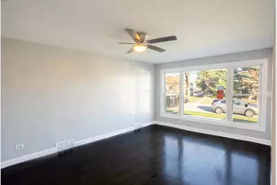 12618 S Justine Street, Calumet Park, IL 60827 - Photo 3