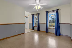 3223 Karen Ct, Joliet, IL 60431 - Photo 9