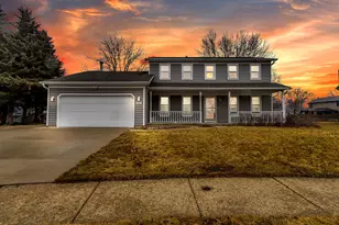 3223 Karen Ct, Joliet, IL 60431 - Photo 3