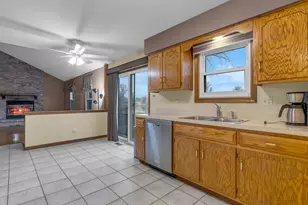 3223 Karen Ct, Joliet, IL 60431 - Photo 27