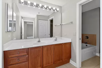 865 E 22nd Street #B412, Lombard, IL 60148 - Photo 15