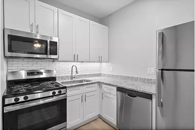 7600 N Sheridan Road #107, Chicago, IL 60626 - Photo 3