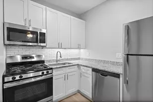 7600 N Sheridan Rd, Chicago, IL 60626 - Photo 3