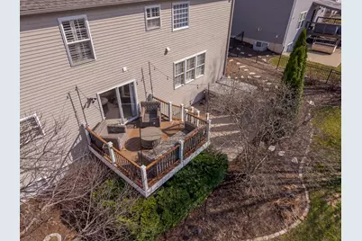 2215 Savanna Road, Bloomington, IL 61705 - Photo 9