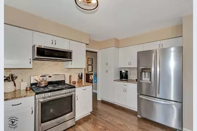 3 Hobson Court, Woodridge, IL 60517 - Photo 11