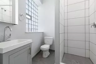 7618 N Eastlake Terrace, Chicago, IL 60626 - Photo 9