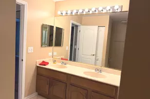 1576 Poplar Creek Dr, Hoffman Estates, IL 60169 - Photo 25