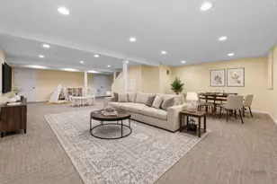 1576 Poplar Creek Dr, Hoffman Estates, IL 60169 - Photo 27