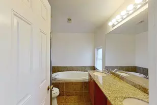 418 E Hillside Ave, Barrington, IL 60010 - Photo 23