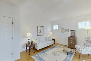 418 E Hillside Ave, Barrington, IL 60010 - Photo 5