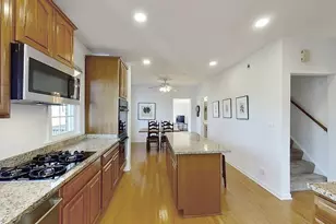 418 E Hillside Ave, Barrington, IL 60010 - Photo 11