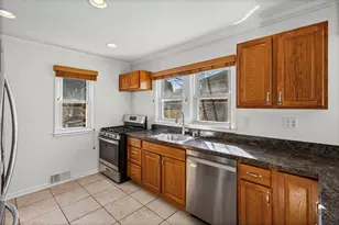 115 N Park St, Westmont, IL 60559 - Photo 5