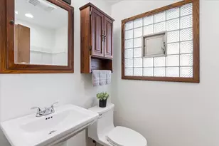 200 W Jeffery Ave, Wheeling, IL 60090 - Photo 17