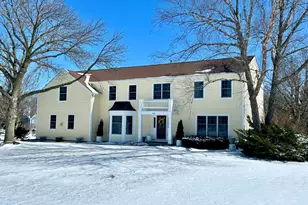 603 Arlington Pkwy, Sleepy Hollow, IL 60118 - Photo 1