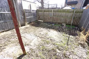 2751 W Maypole Ave, Chicago, IL 60612 - Photo 17