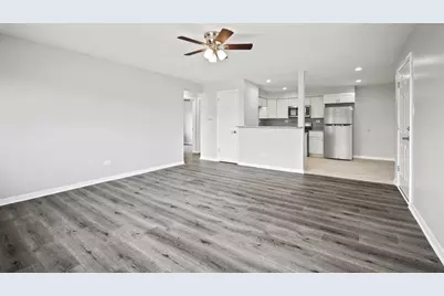 [Address not provided], Hickory Hills, IL 60457 - Photo 3